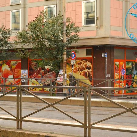 Dixi Bird Guesthouse Рим Екстериор снимка