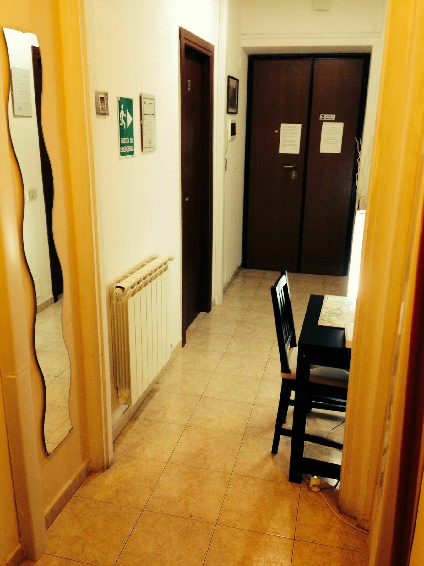 Dixi Bird Guesthouse Рим Екстериор снимка