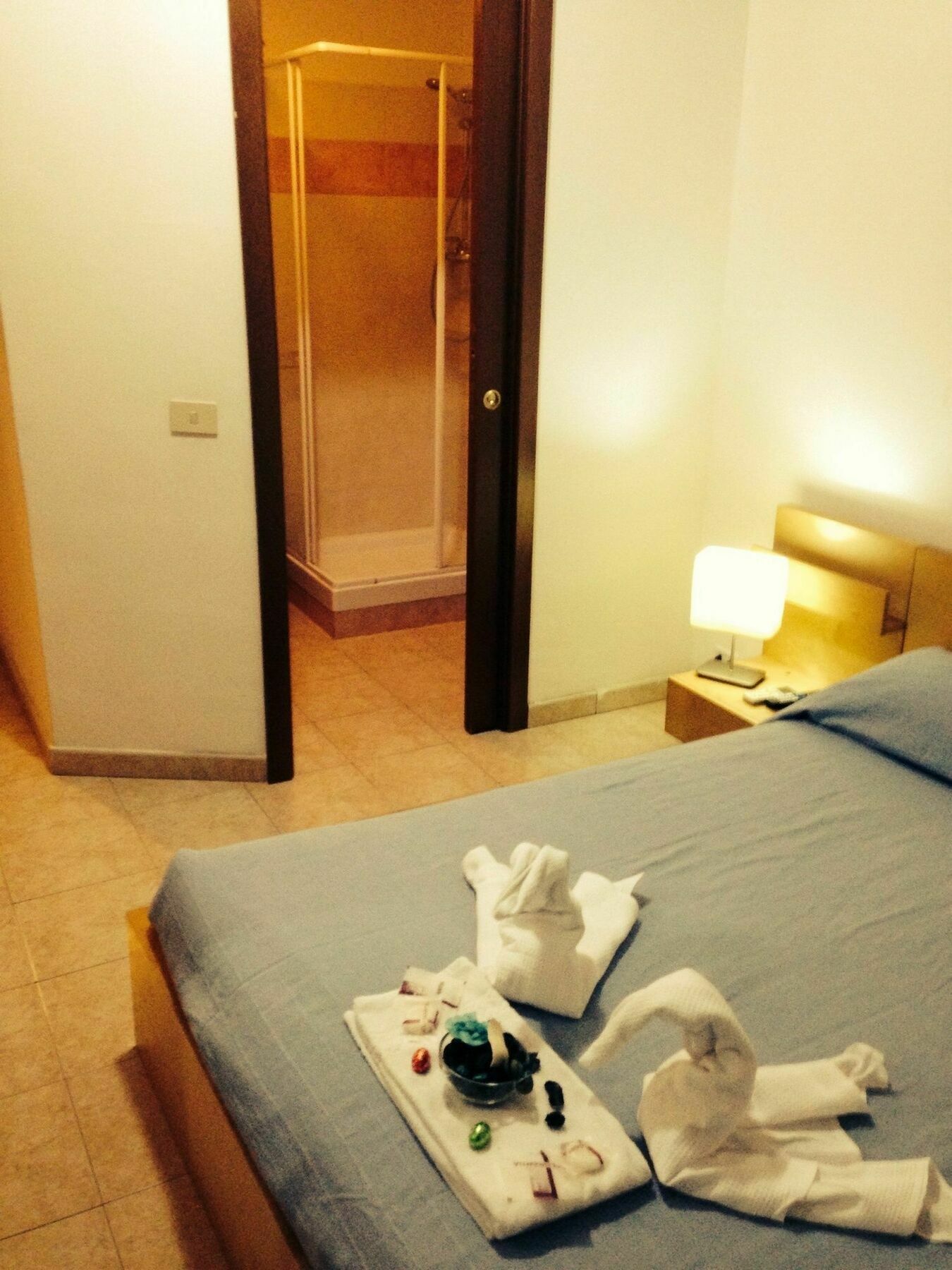Dixi Bird Guesthouse Рим Екстериор снимка