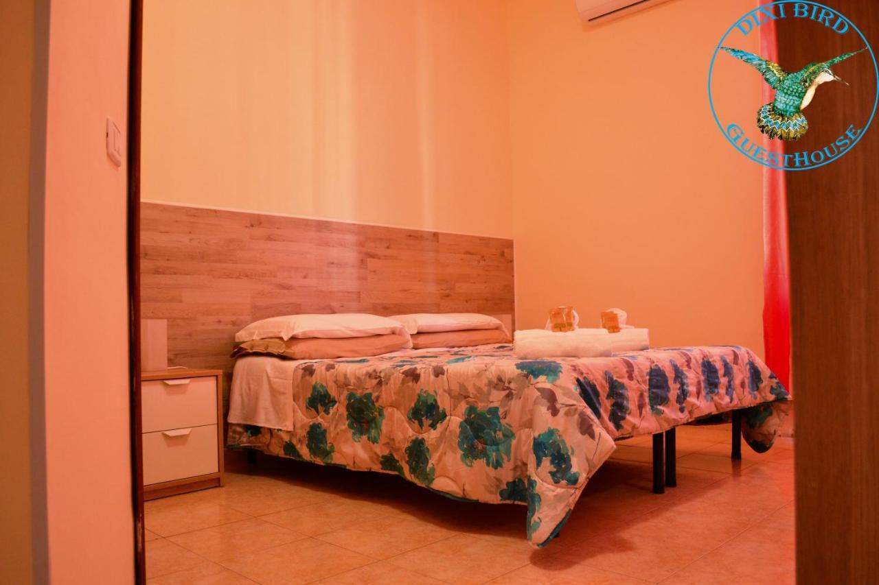 Dixi Bird Guesthouse Рим Екстериор снимка